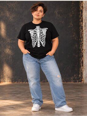 Halloween Graphic T Shirt 2XL Skeleton Ribcage Black White Costume New